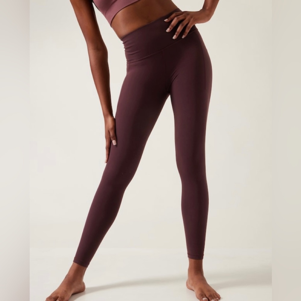 NWOT-Athleta Spiced Cabernet Salutation Stash Tight, Medium